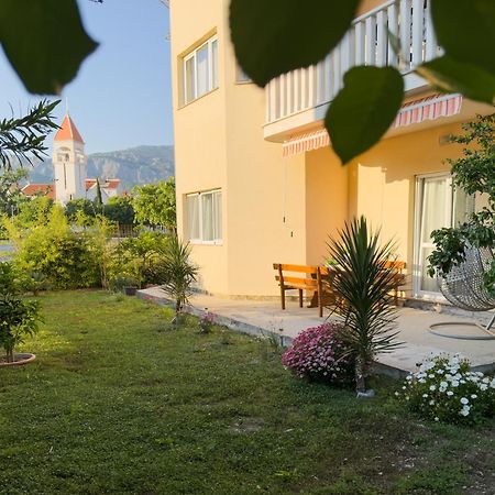 Apartments Piscina-Grey Podstrana Exterior photo